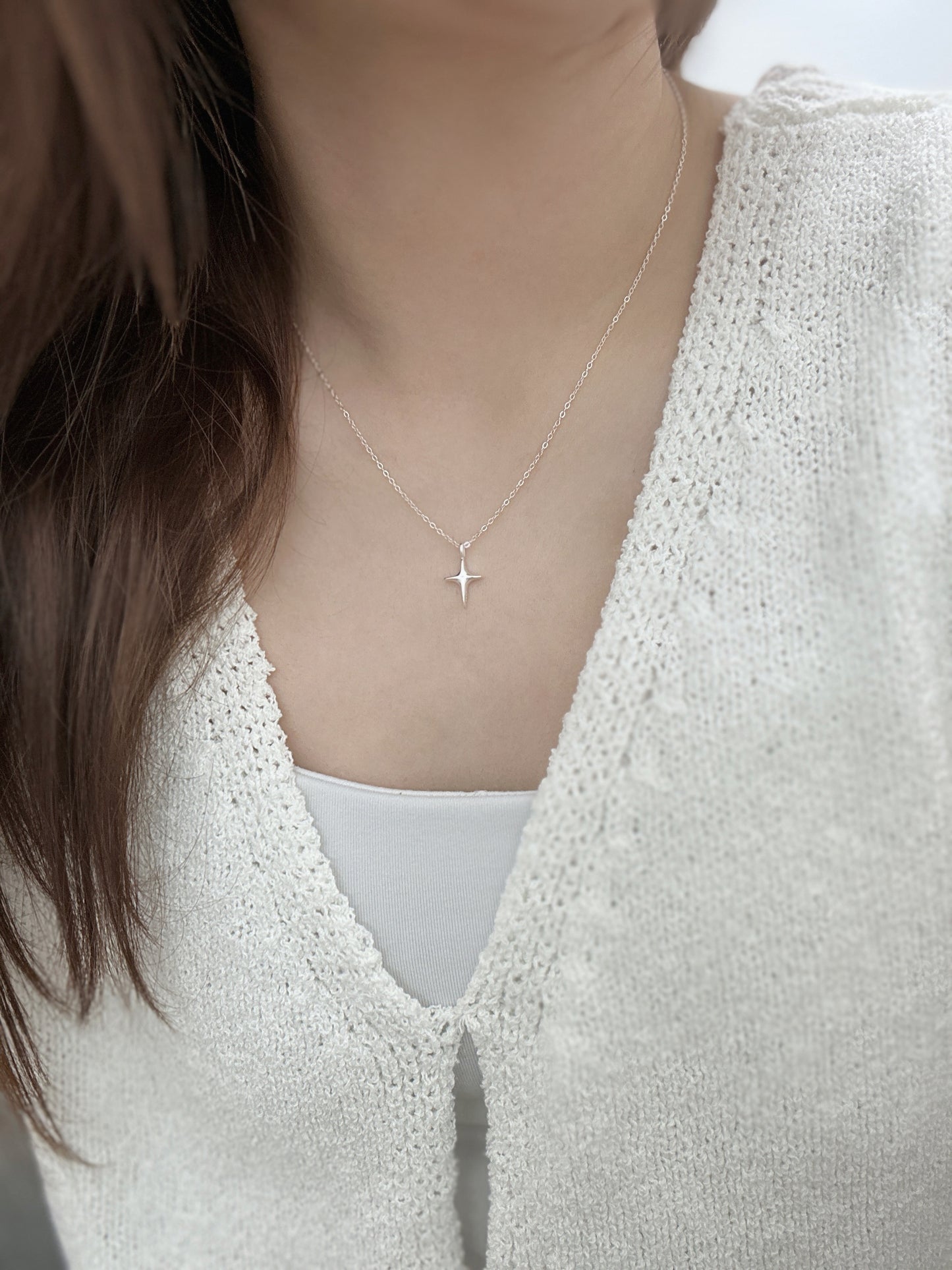 Glint Necklace