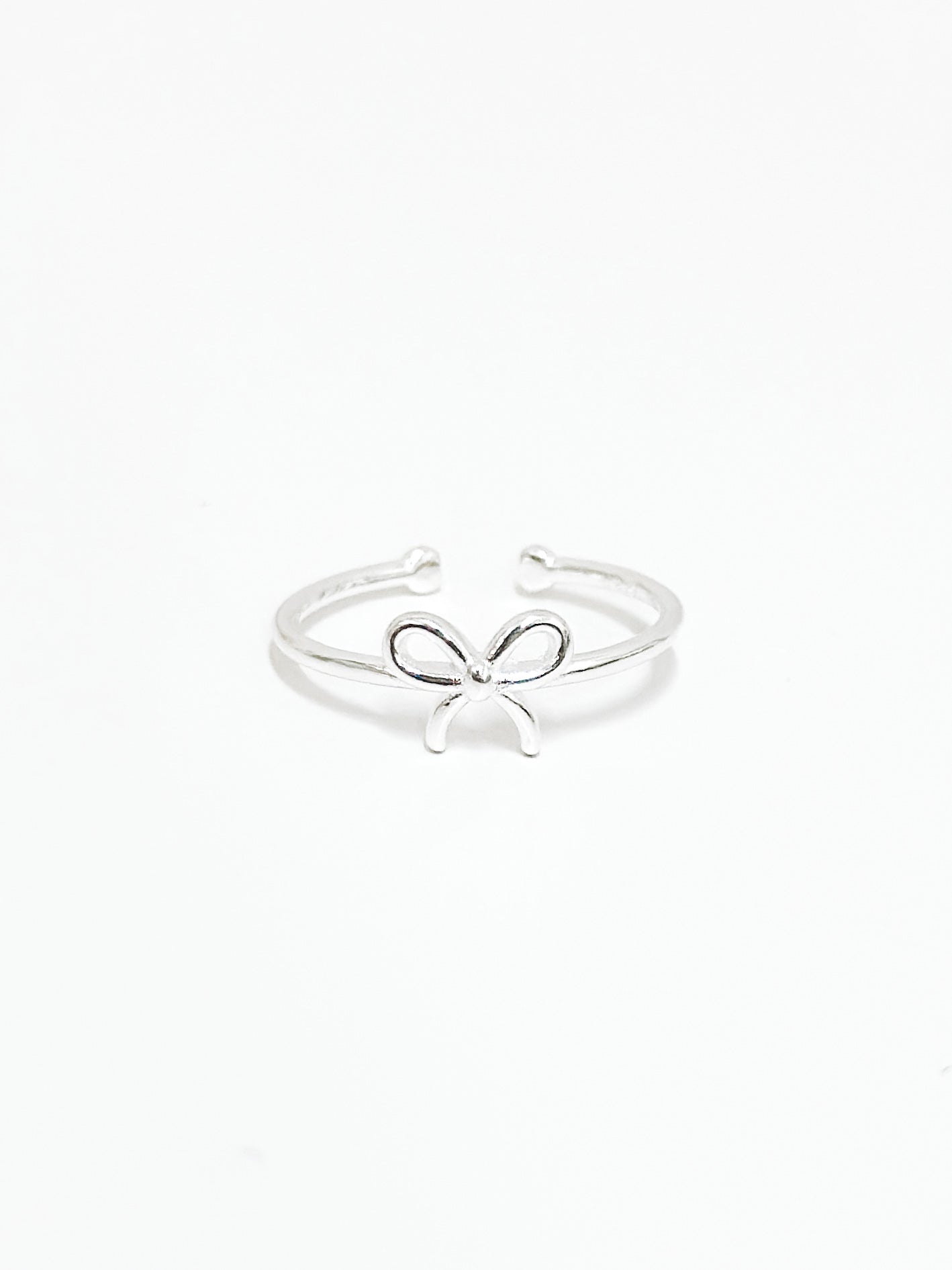 Fine Ribbon Ring