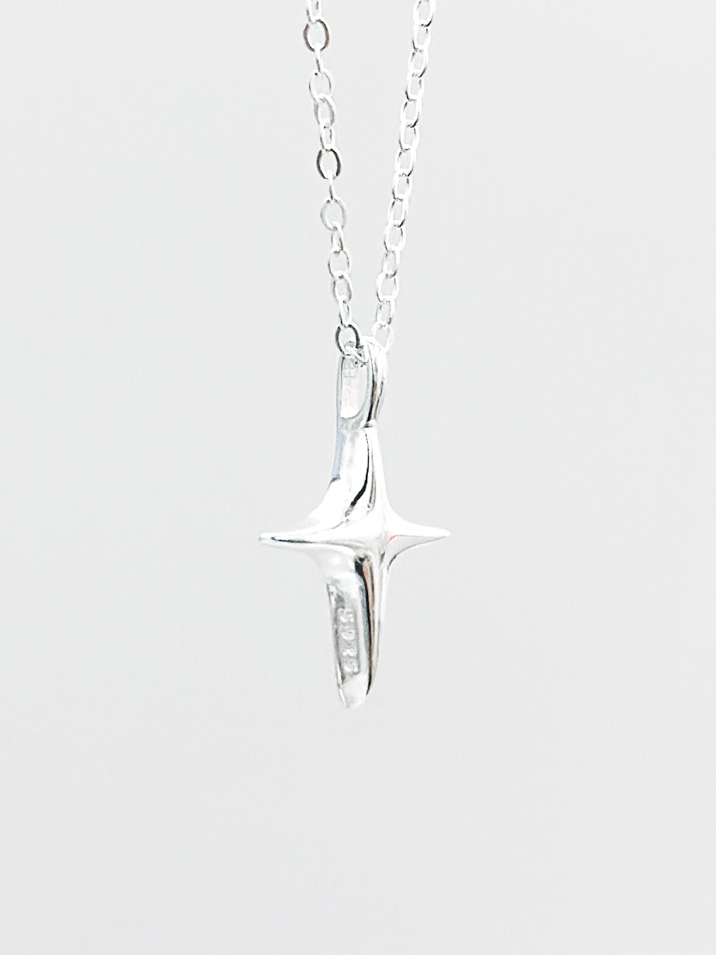 Glint Necklace