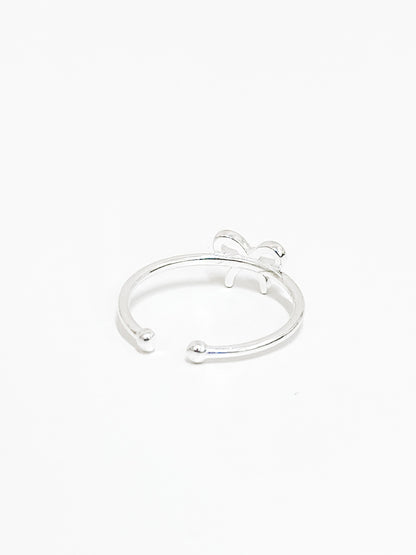 Fine Ribbon Ring