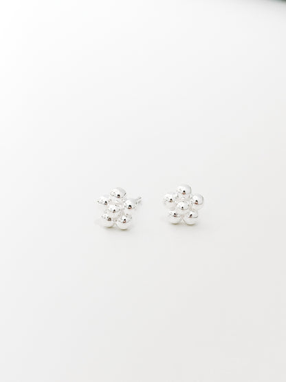 Dot Flower Earrings