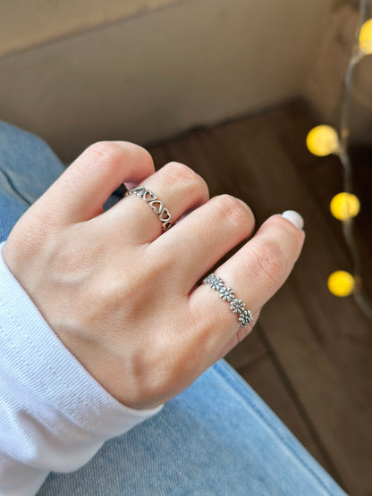 Vintage Daisy Ring