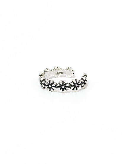 Vintage Daisy Ring