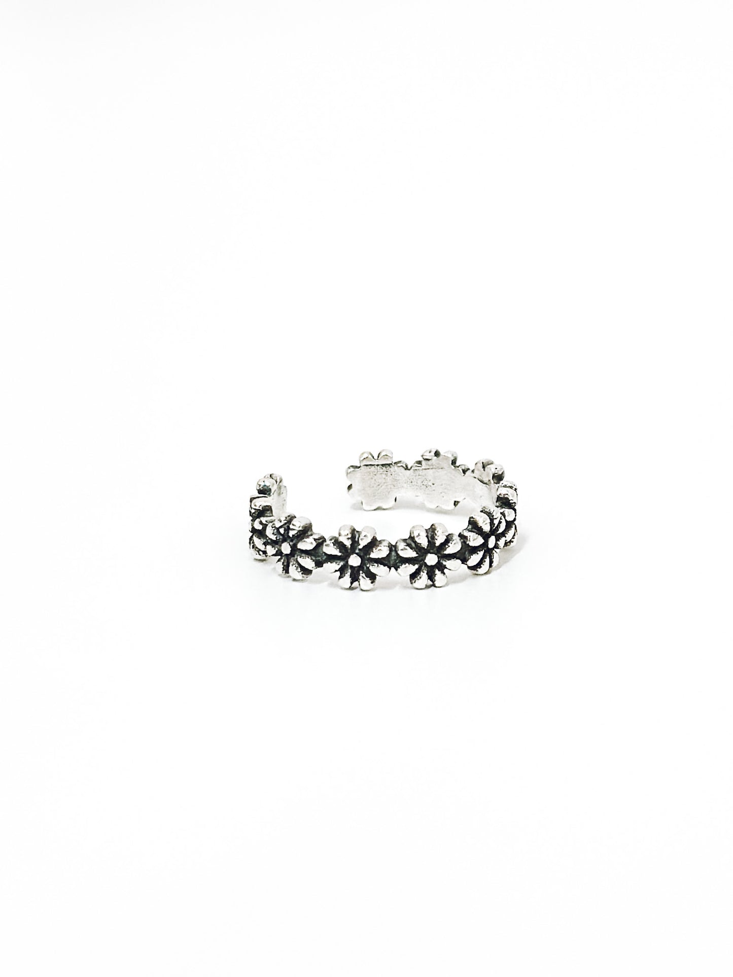 Vintage Daisy Ring