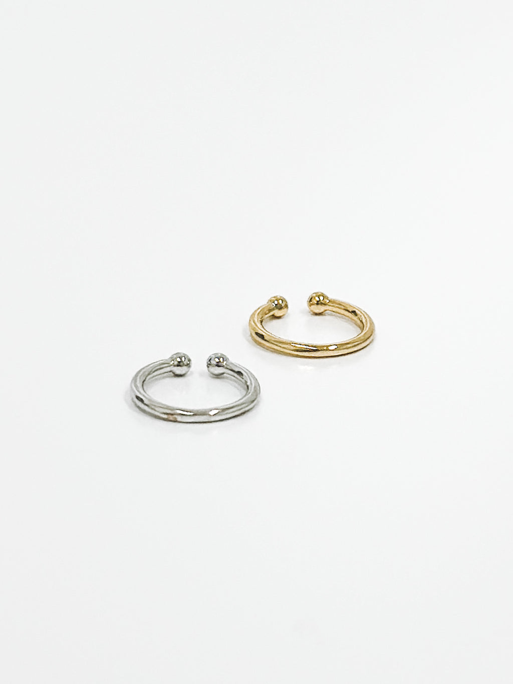 Line Ear Cuff