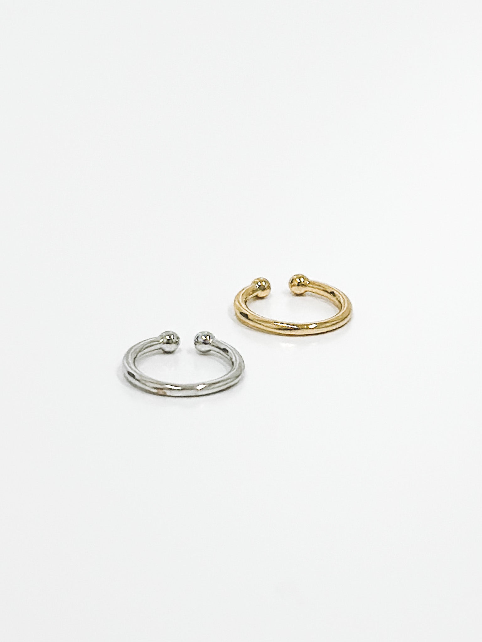 Line Ear Cuff
