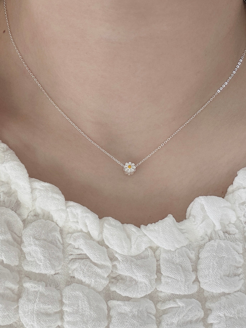 Daisy Necklace