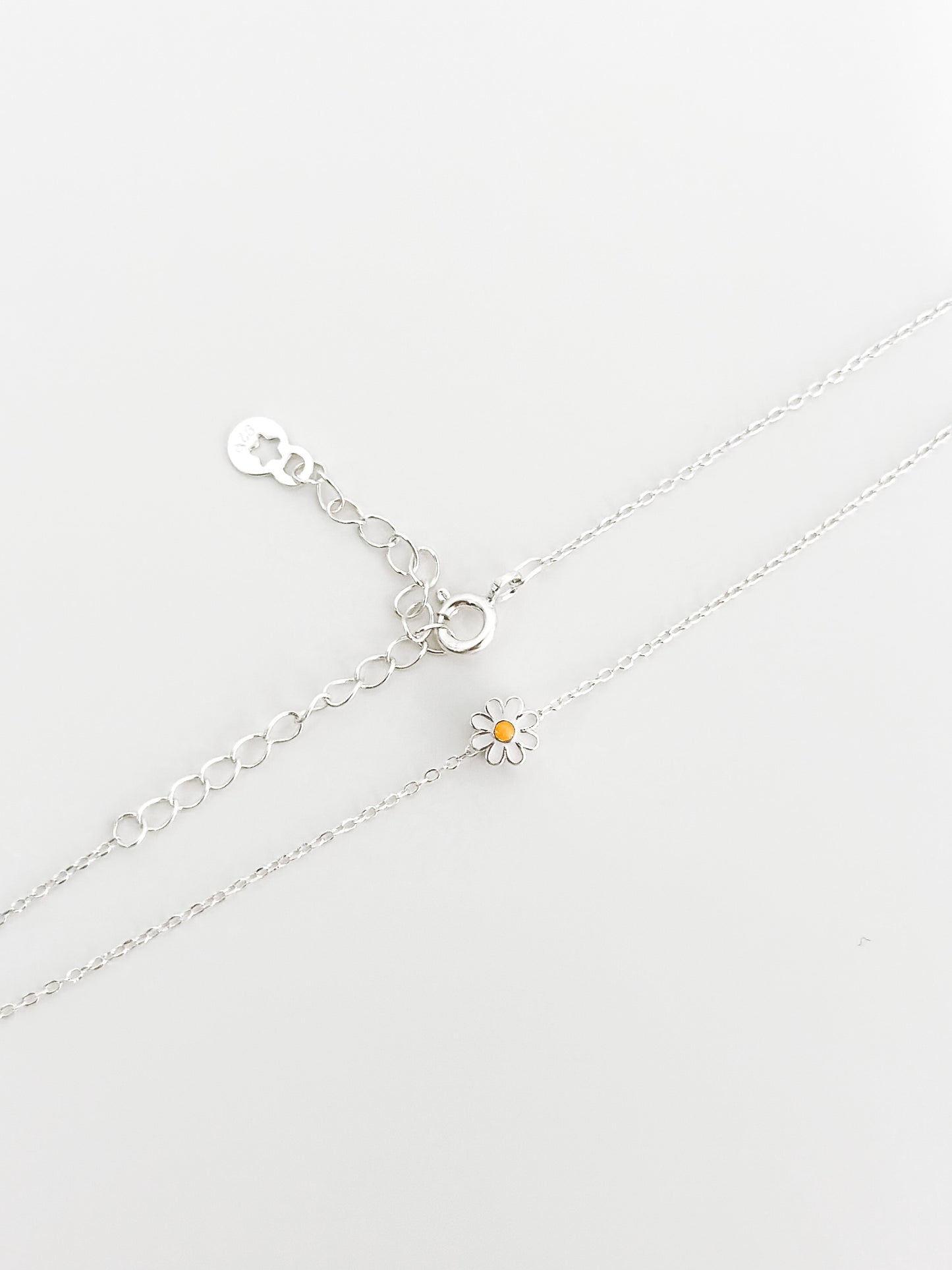 Daisy Necklace