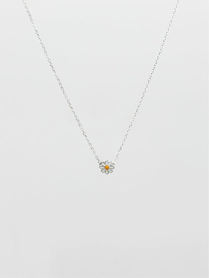 Daisy Necklace