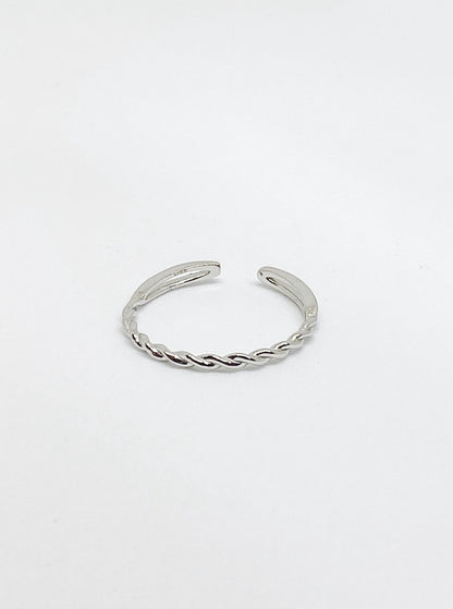 Thin Twist Ring #2