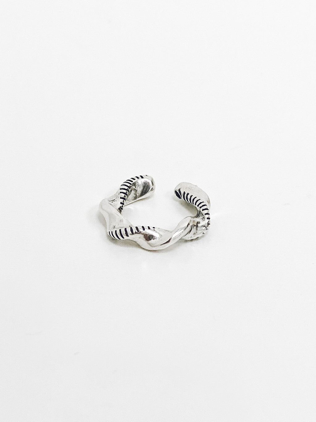 Vintage Twist Ear Cuff