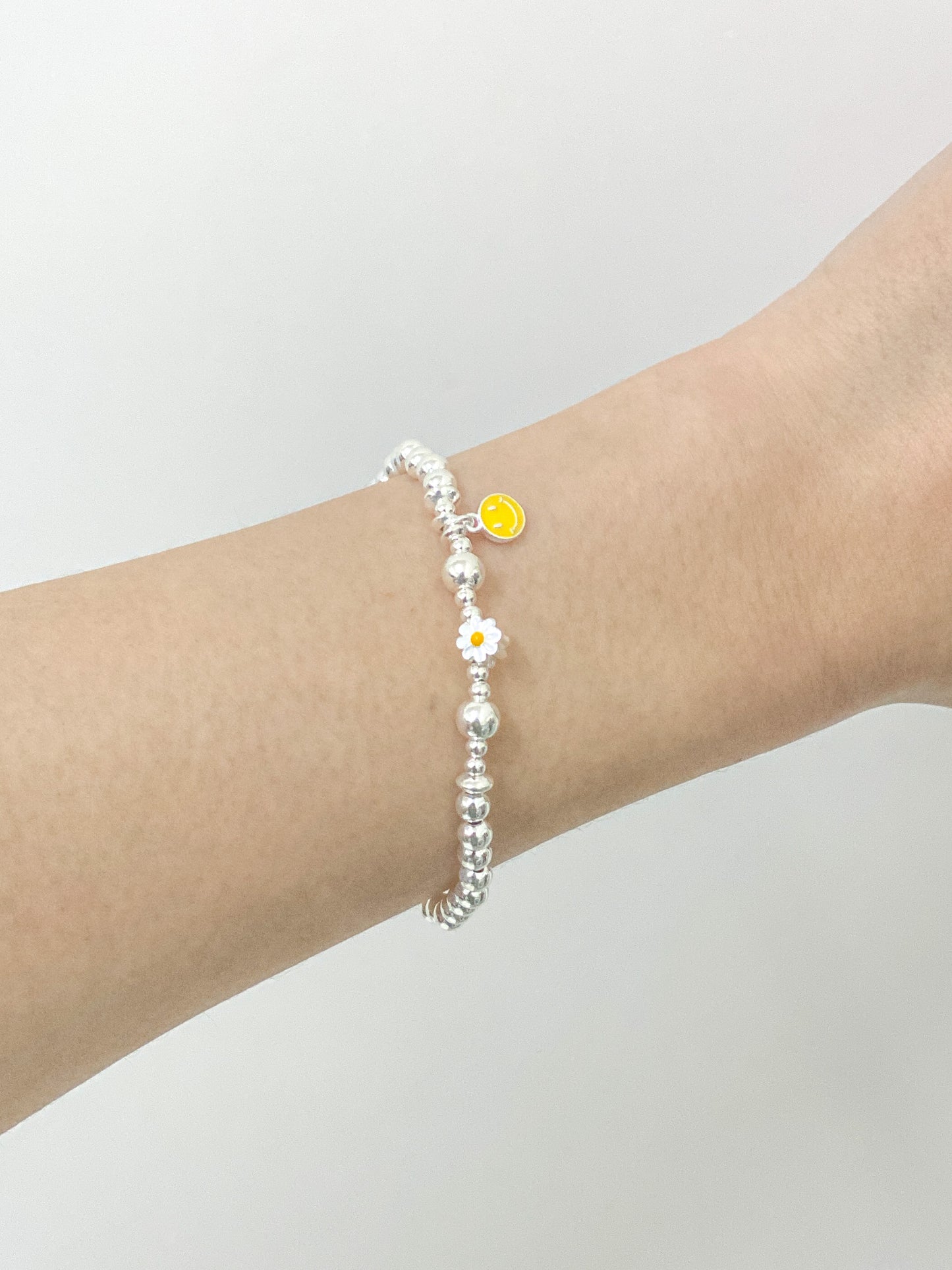 (福利款)Smile Face With Daisy Bracelet